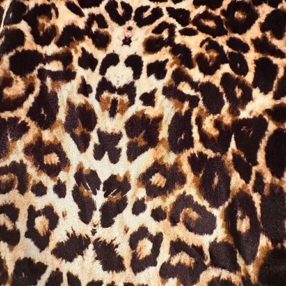 Pretty Little Thing Leopard Velvet Flat Front Wide Leg Pants Brown Tan Size 12 - Picture 6 of 6